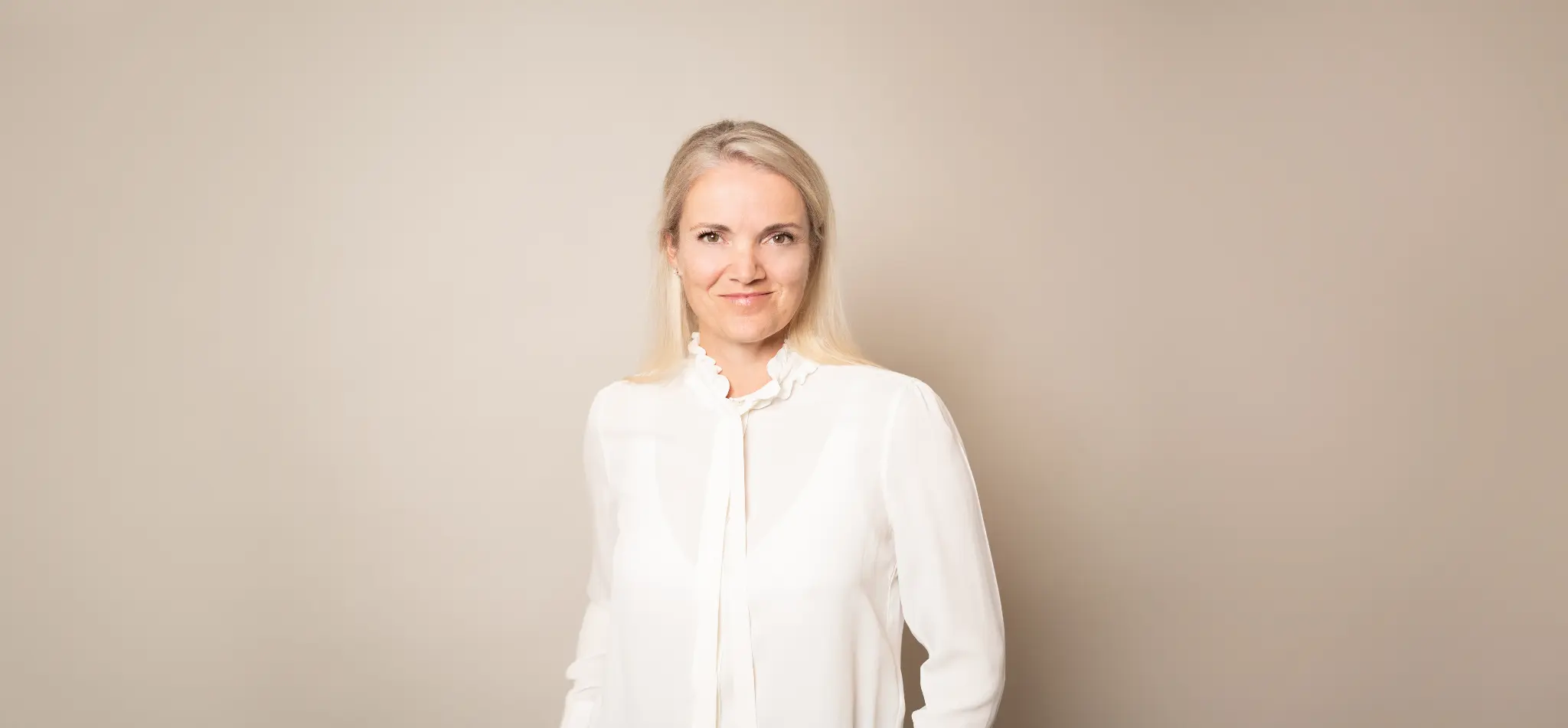 Portrait of Dr. Barbara Bauder, MBA, MSc